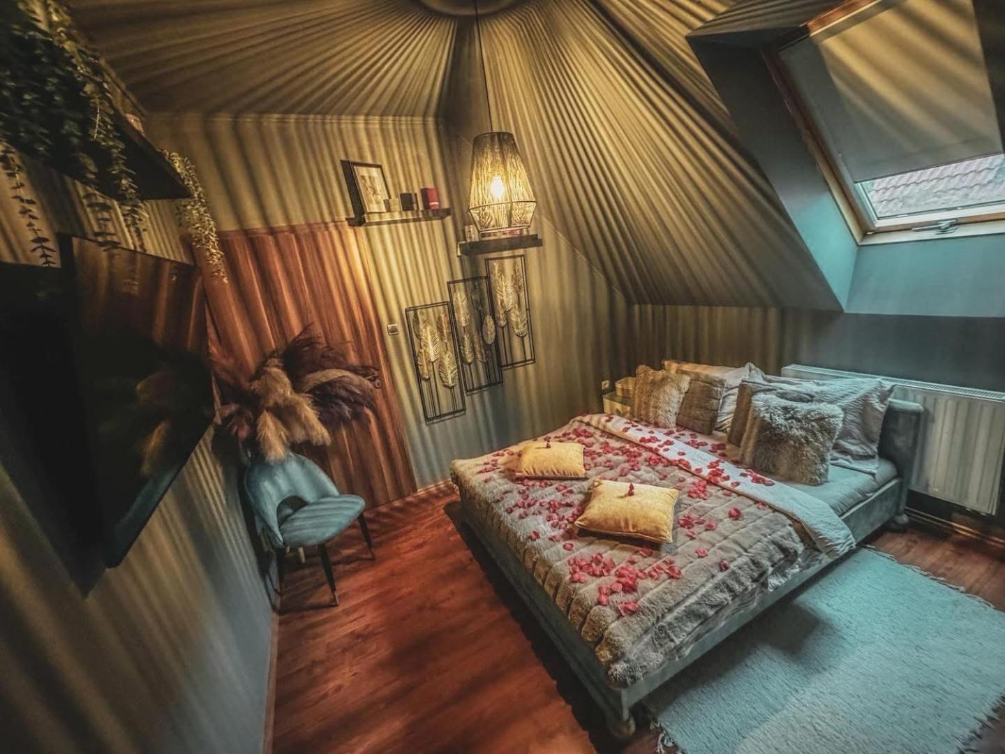 Csaladi Wellness Apartmán